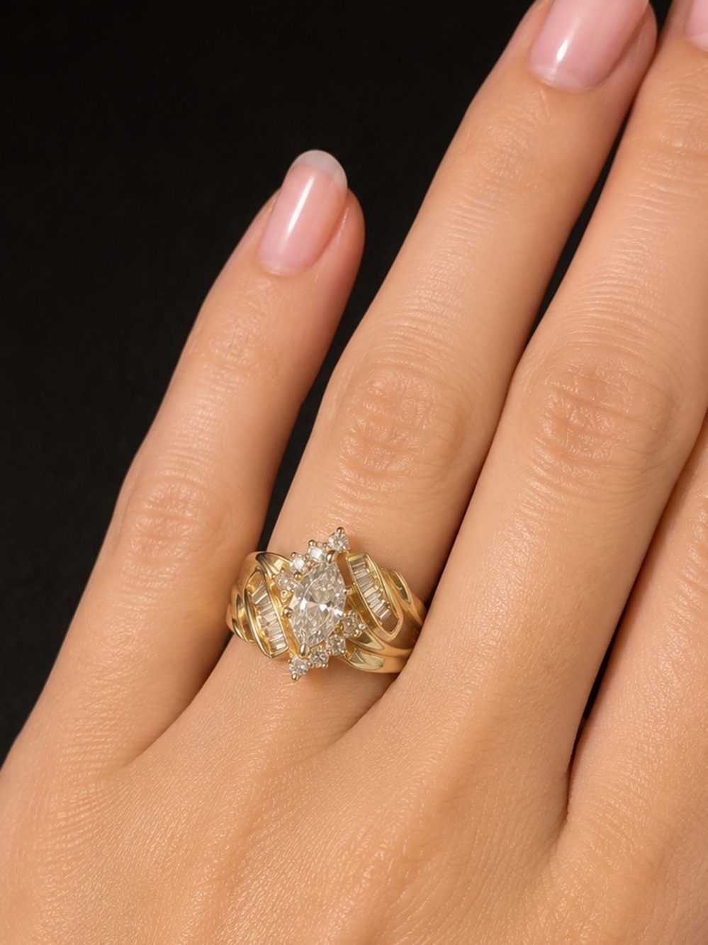 Vintage EUC Marquise Cut Diamond Ring 14kgold. Engagement/Wedding Size 5 1/4